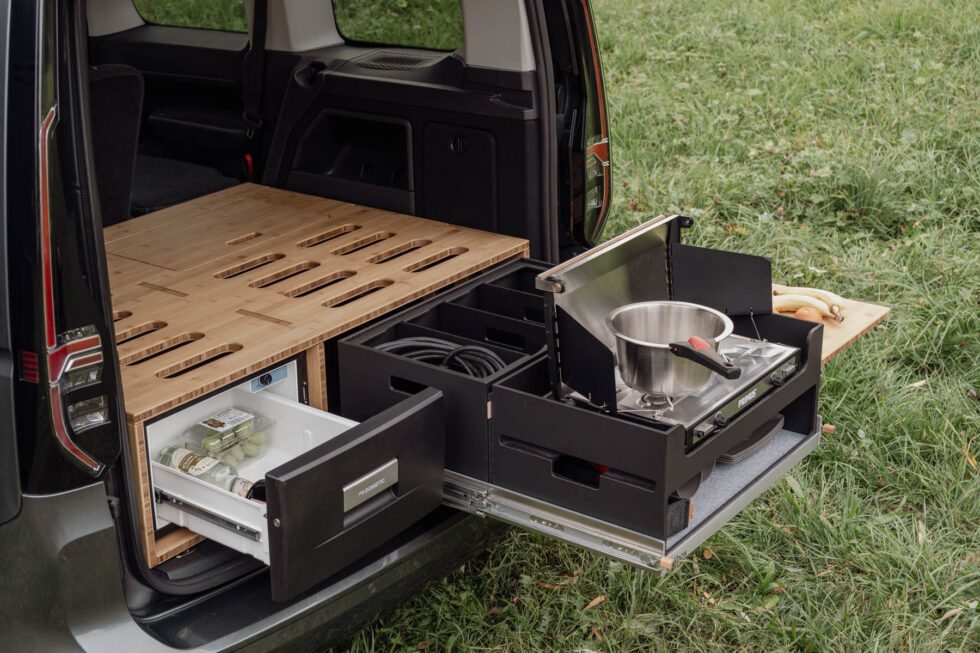 Die neue Bettverlängerung und Campingküche für den VW Caddy calibox
